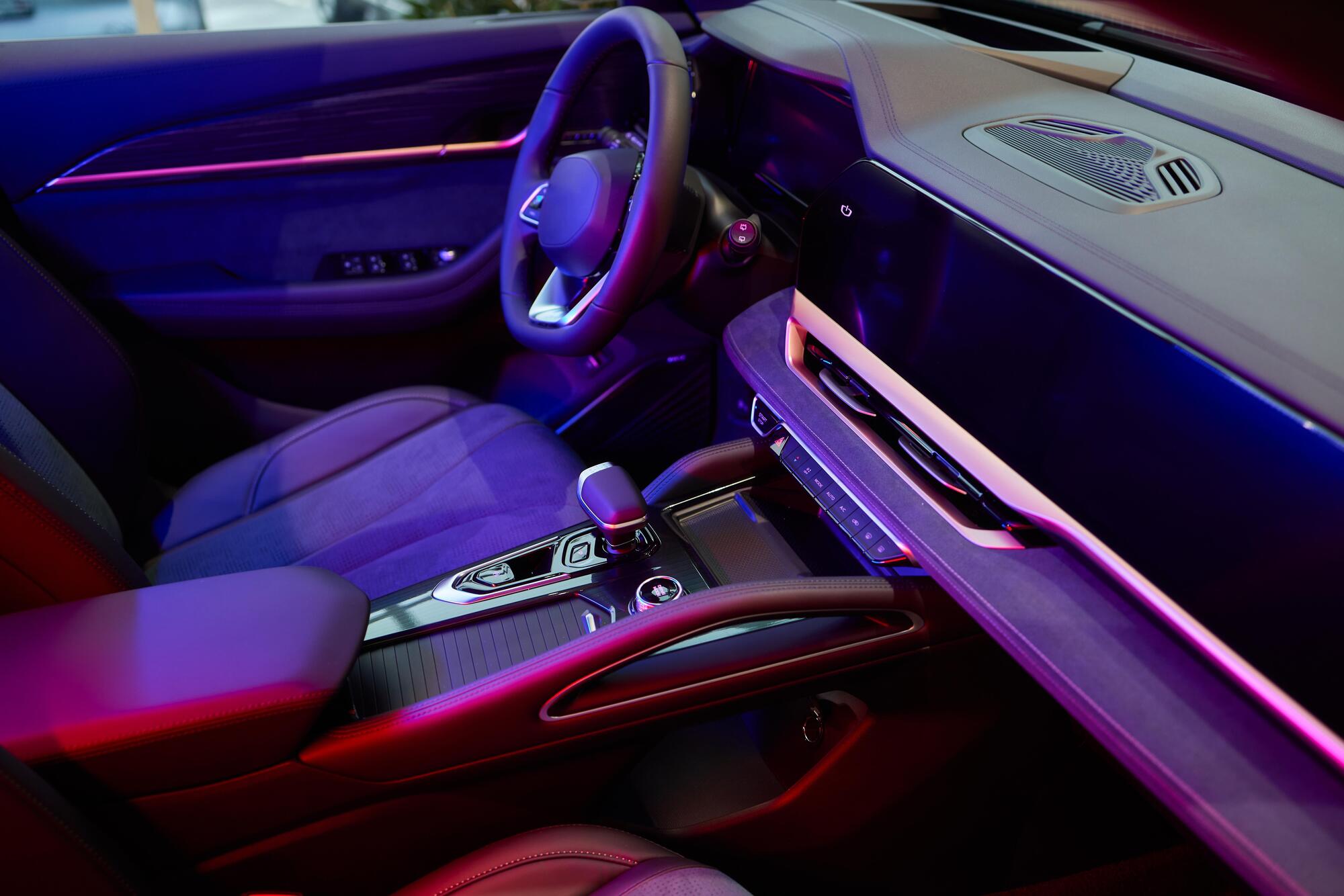 Shiftixhu: Elevate Your Ride with Bespoke Interior Transformations